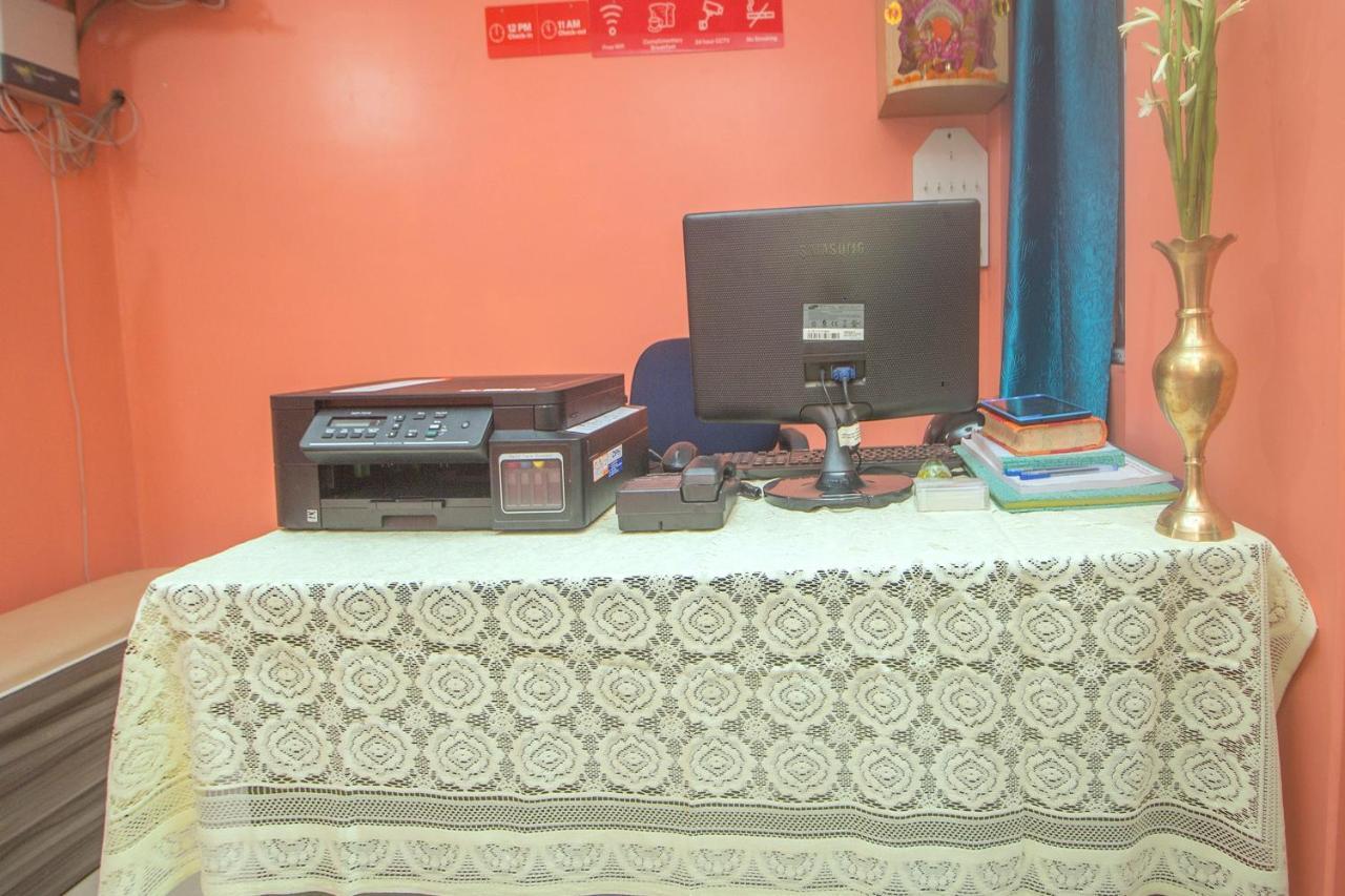 Oyo 30073 Triveni Lodge Siliguri Esterno foto