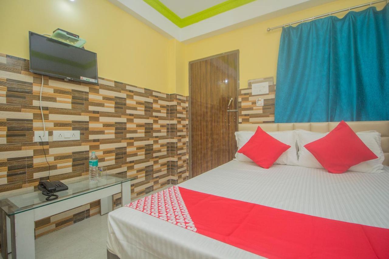Oyo 30073 Triveni Lodge Siliguri Esterno foto