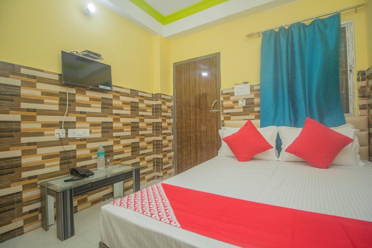 Oyo 30073 Triveni Lodge Siliguri Esterno foto