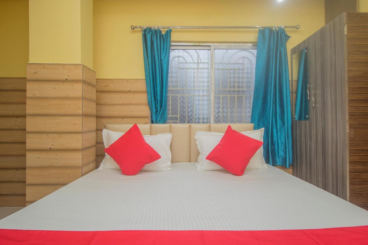 Oyo 30073 Triveni Lodge Siliguri Esterno foto