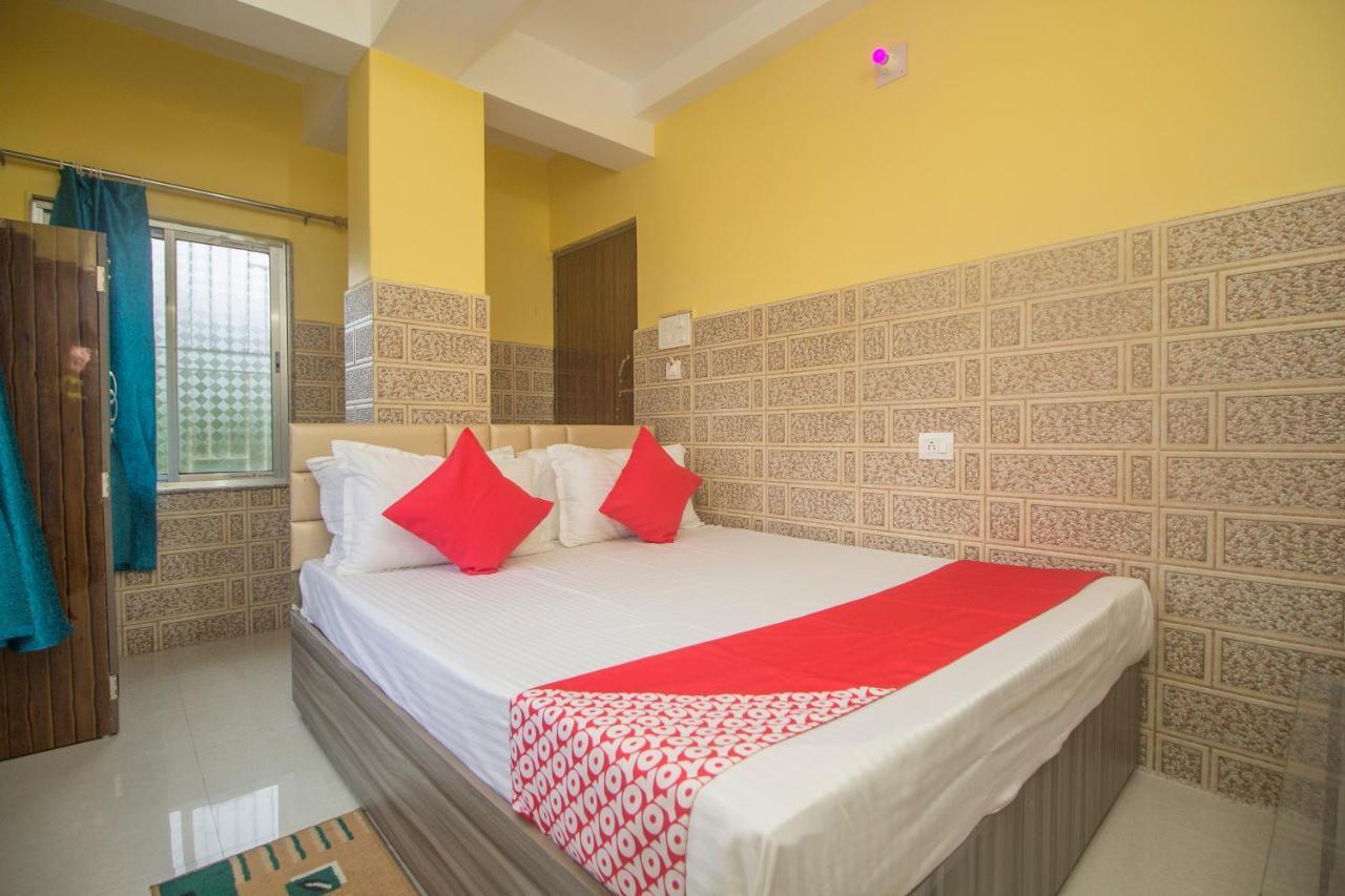 Oyo 30073 Triveni Lodge Siliguri Esterno foto