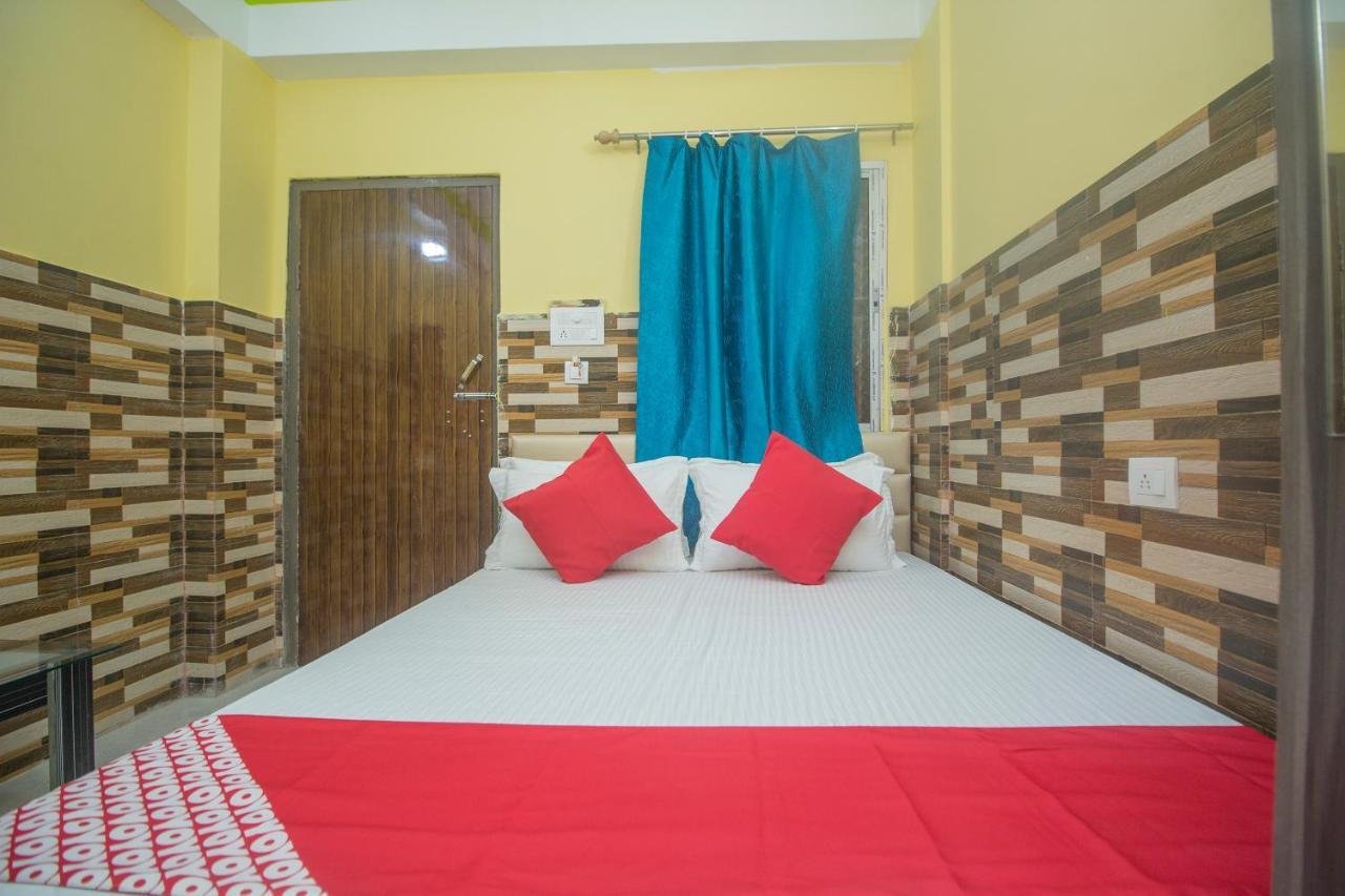 Oyo 30073 Triveni Lodge Siliguri Esterno foto